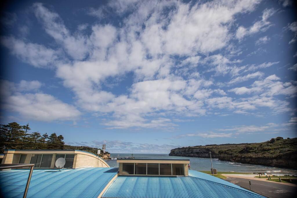 Surf Break At Bayview Villas Sea View Port Campbell Exterior photo